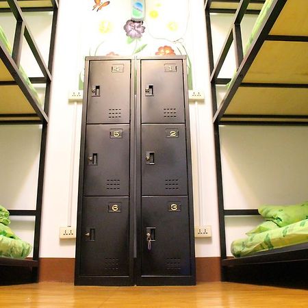 Big Bear Hostel Jiaxin Exterior photo