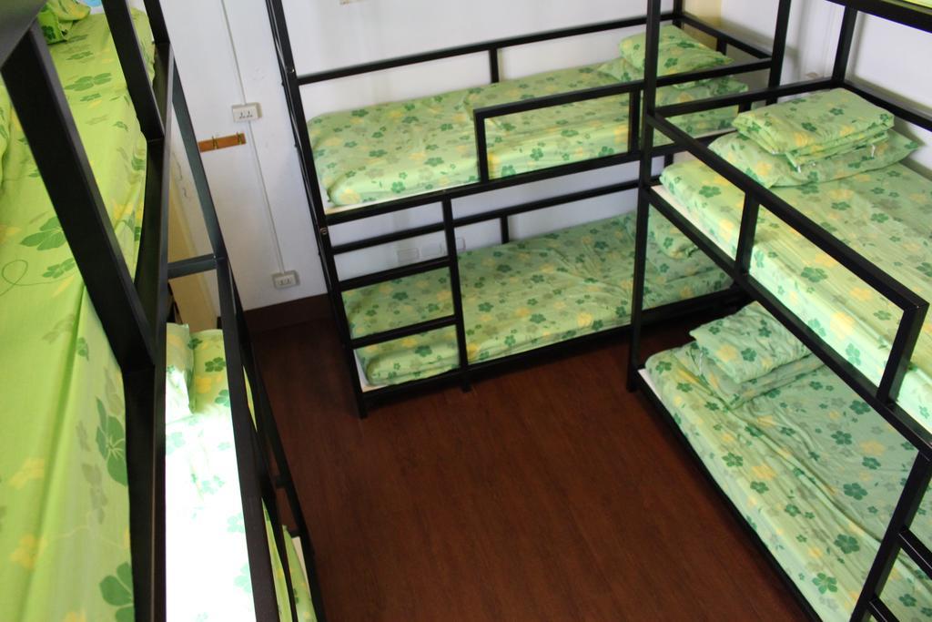Big Bear Hostel Jiaxin Exterior photo